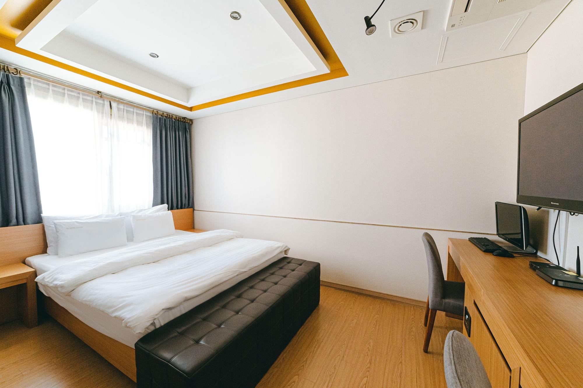Gallery Tourist Hotel Tongyeong Exterior foto