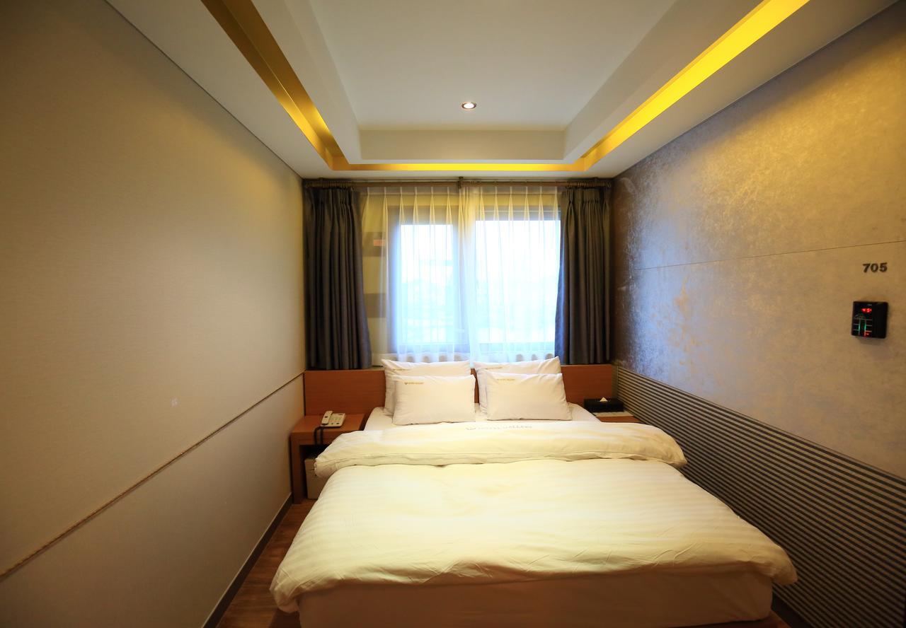 Gallery Tourist Hotel Tongyeong Exterior foto